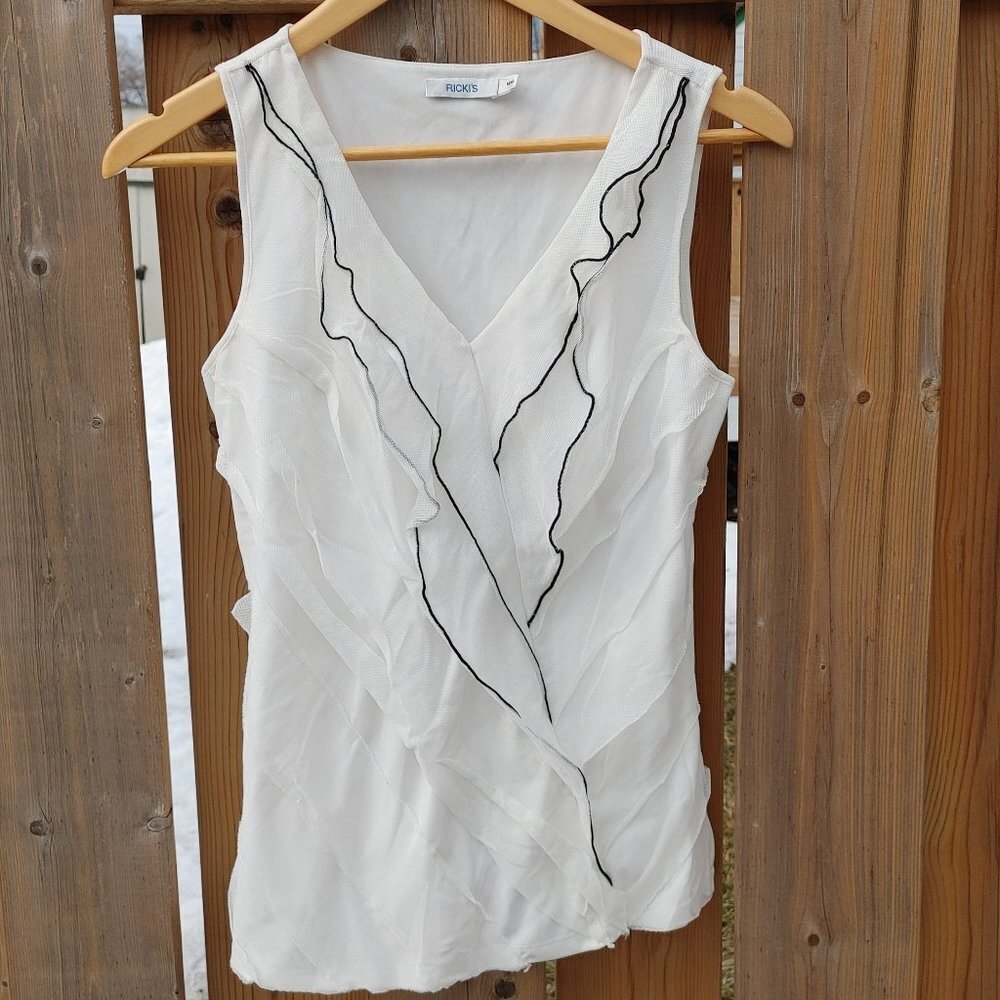 Beautiful Ricki's Ruffle Tank Blouse Medium